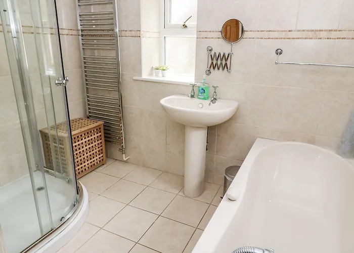 Fern House Feriehus *