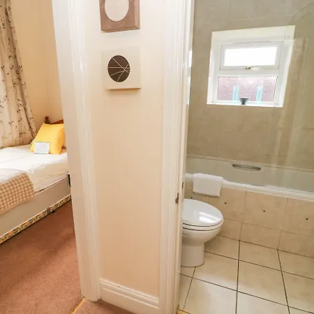 Fern House * 凯特尔韦尔