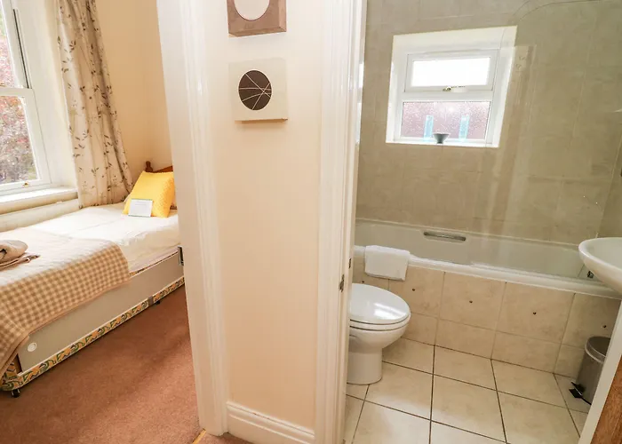 Fern House * Kettlewell