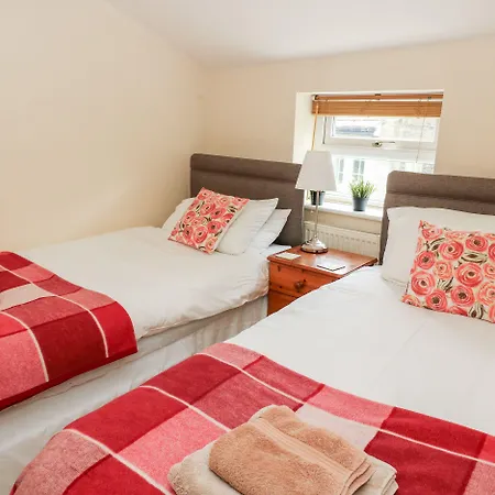 Fern House 케틀웰